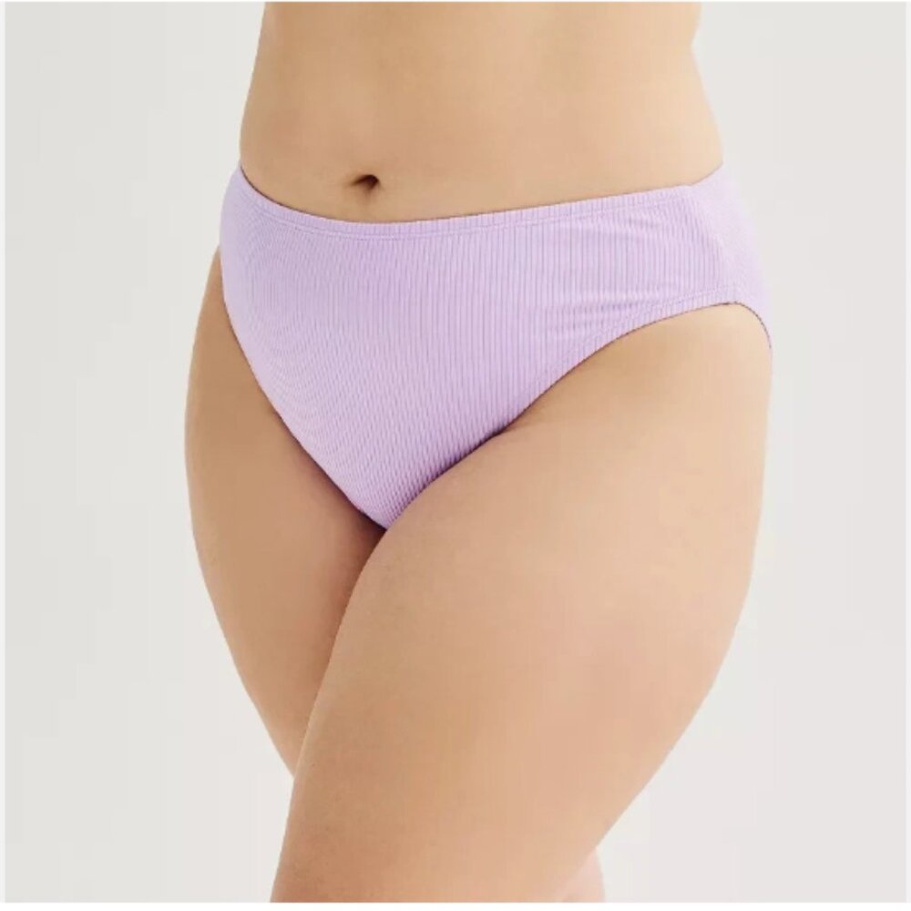 Juniors' Plus Size Ninety-Nine Degrees High Leg V Waist Cheeky Bikini Bottoms 2X